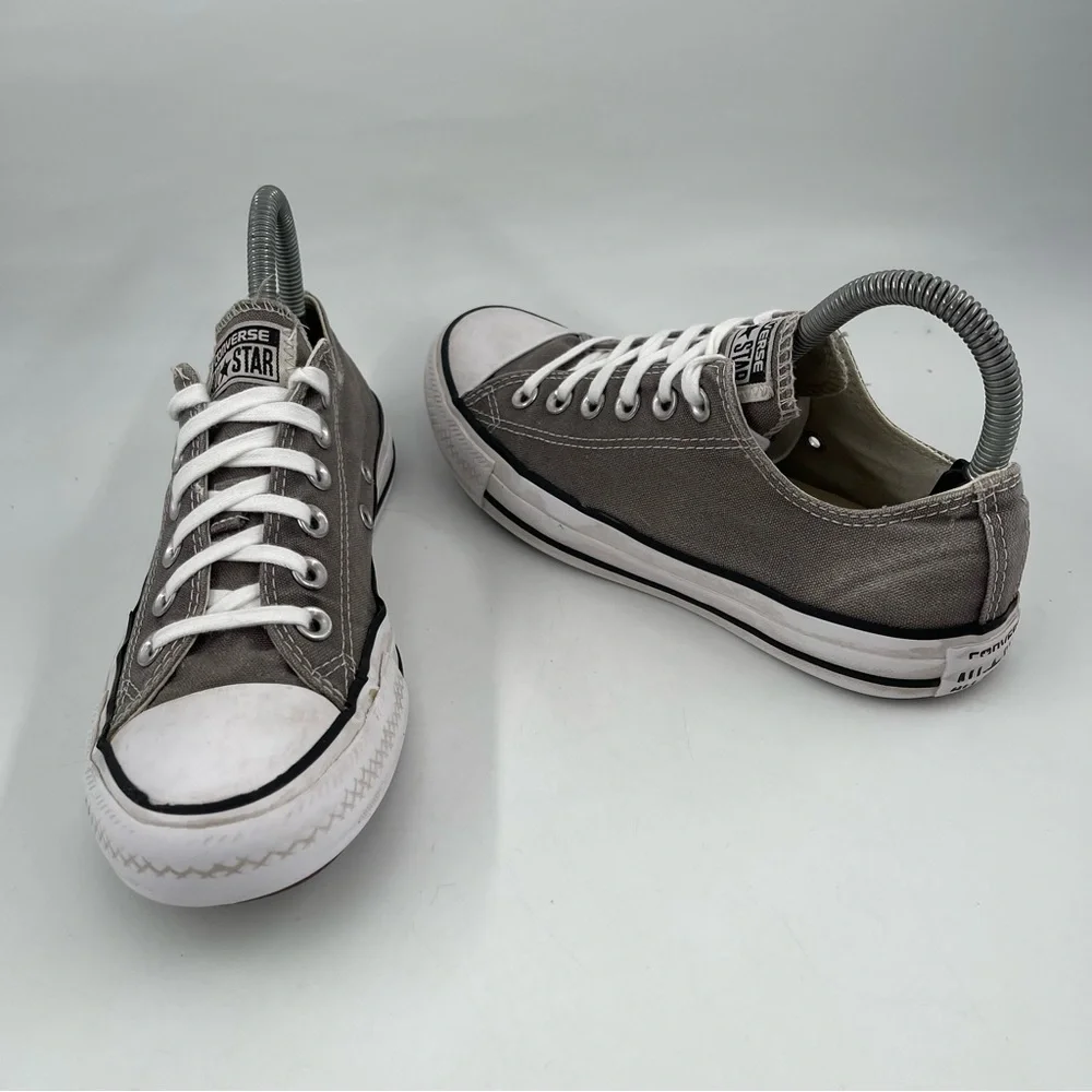 Converse Kids Chuck Taylor All Star-SZ 5Y-Grey Canvas Low Top Lace-Up Sneakers